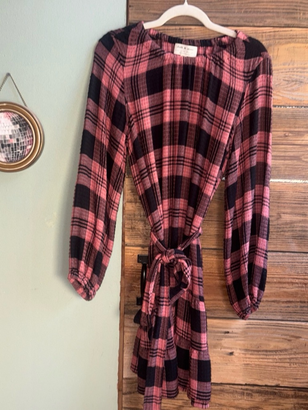 Cloth & Stone Plaid Long-Sleeve Tie-Waist Mini Dress - Black & Dusty Rose - Picture 2 of 6